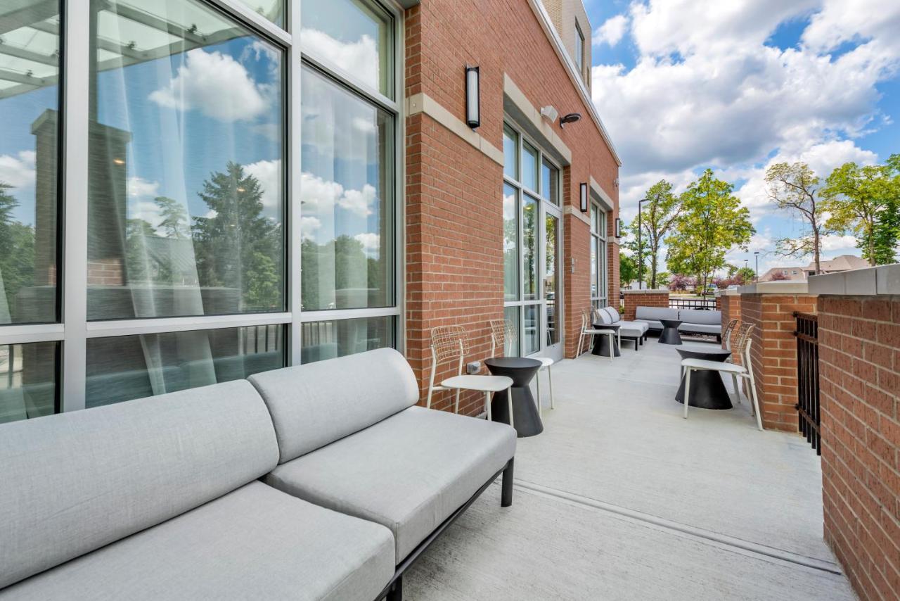 Hyatt Place Indianapolis Carmel Exterior photo